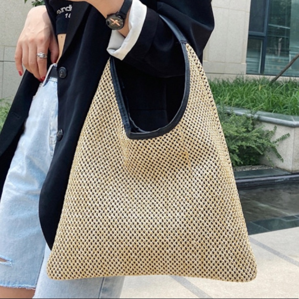 NWOT Women’s Straw Tote Bag